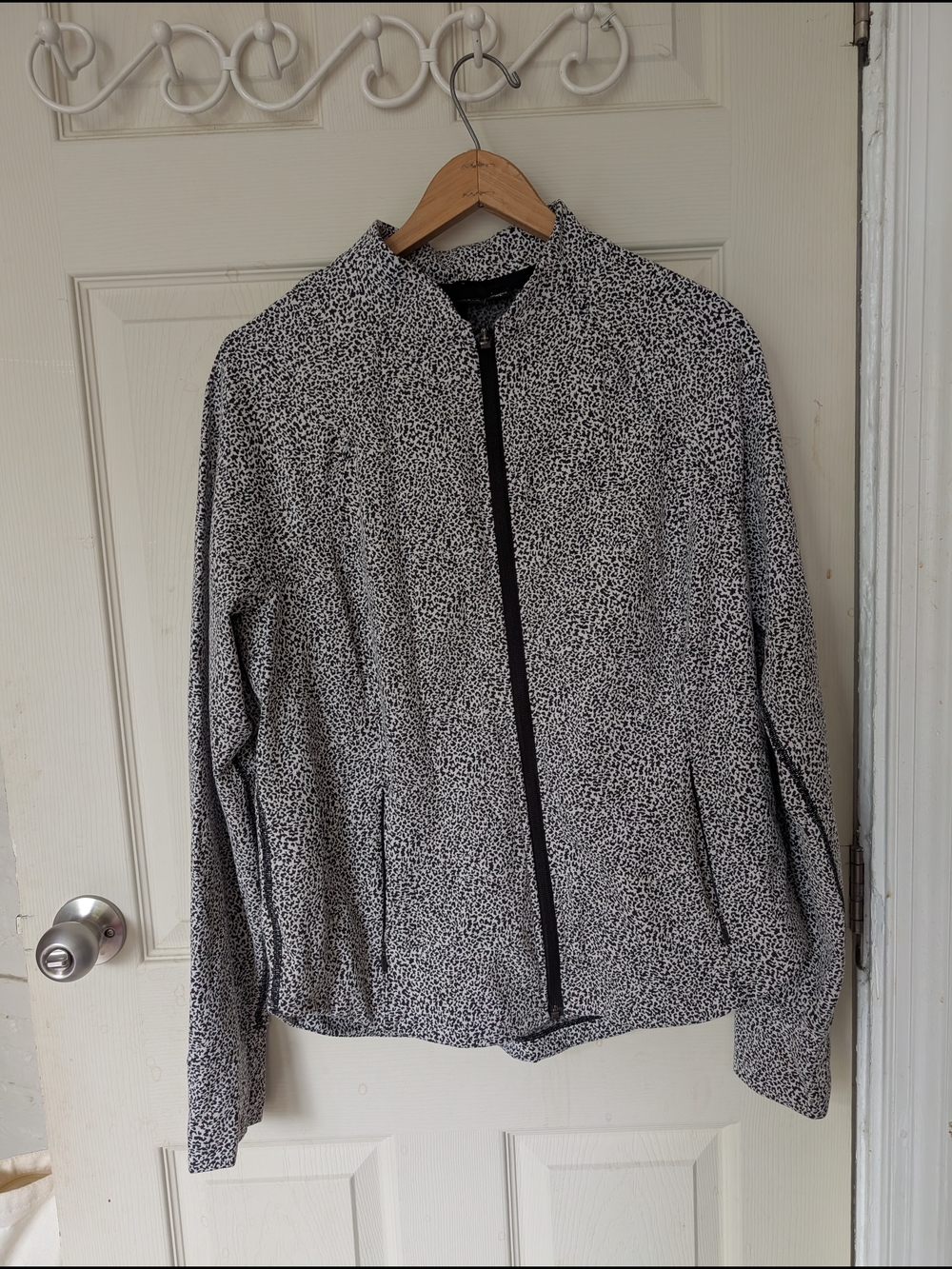 Athleta Zip Up Yoga Running Jacket Black White XL